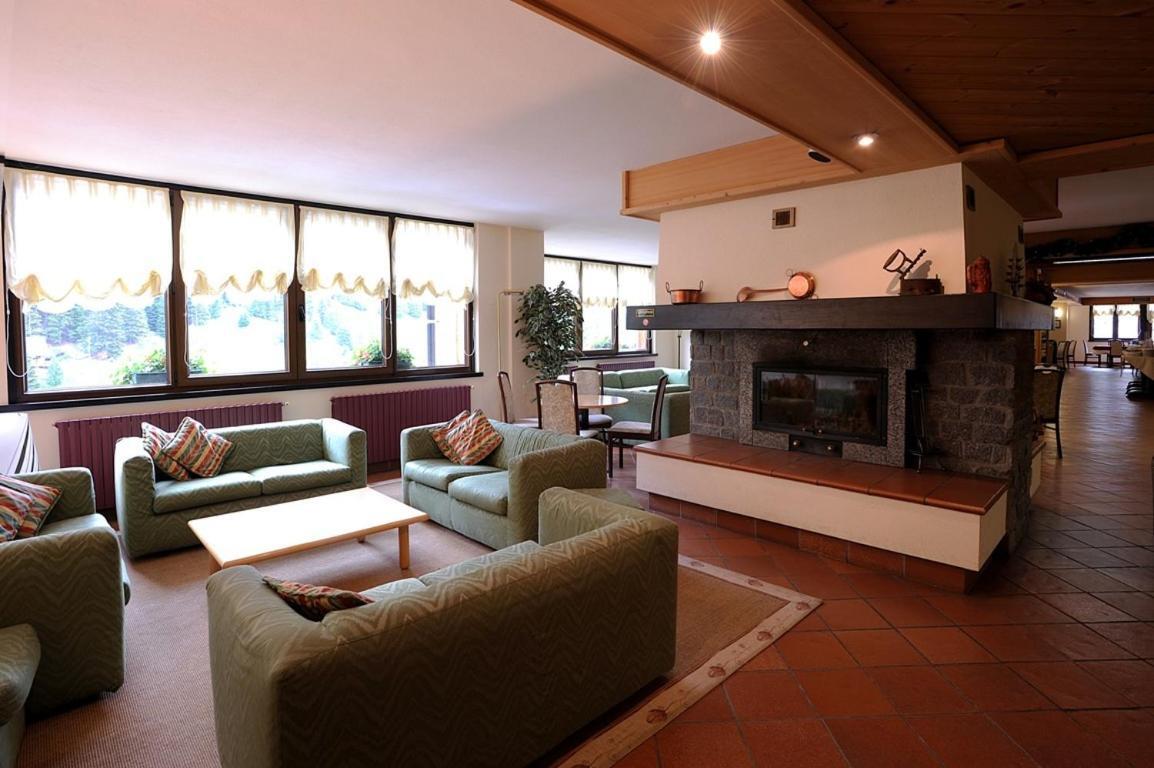 Hotel Santa Caterina Santa Caterina Valfurva Esterno foto
